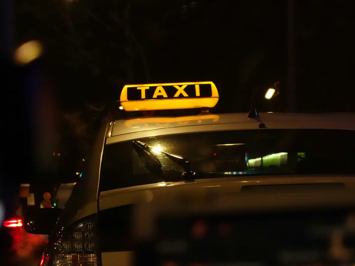 Taxi van Taxi Venlocity